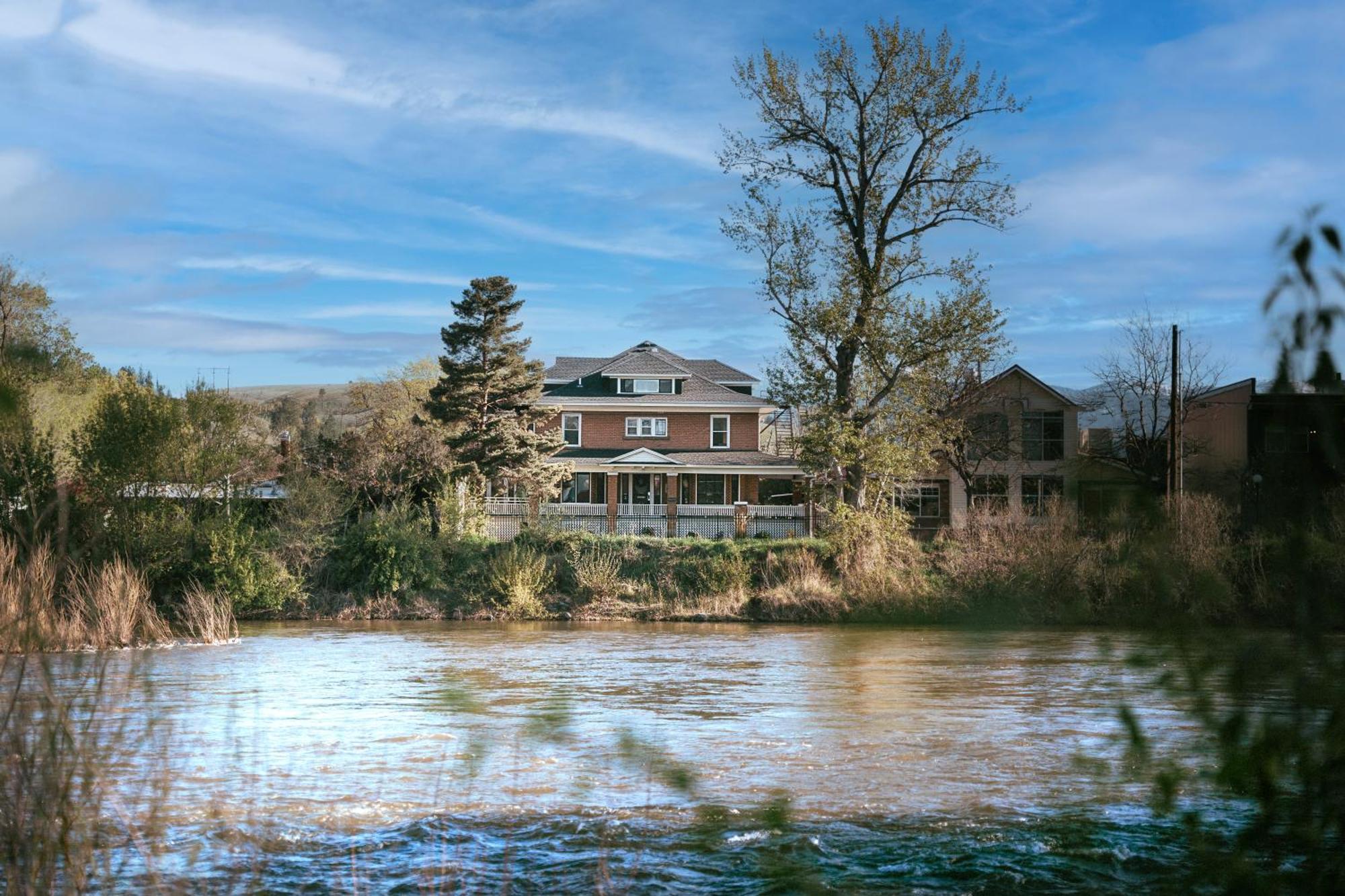 Goldsmith'S River Front Inn Missoula Dış mekan fotoğraf